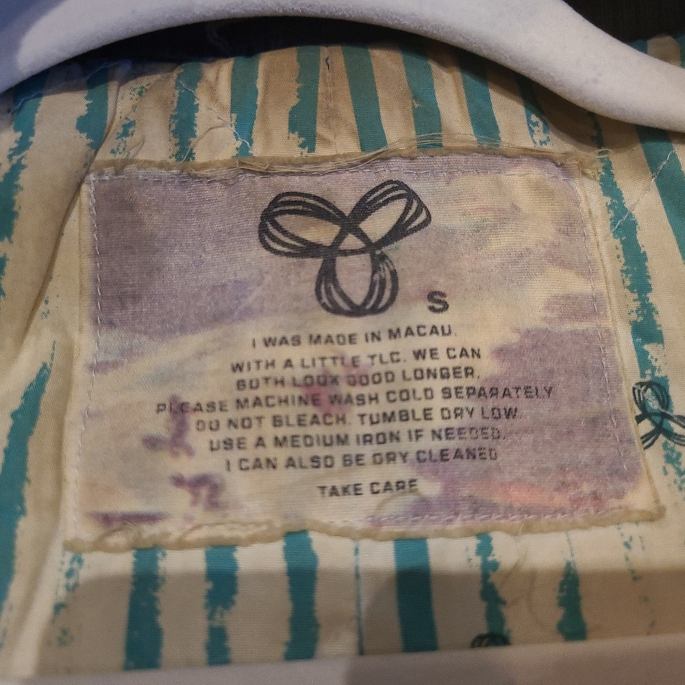 TNA by Aritzia Camo Spring and Fall Jacket - Picture 3 of 10